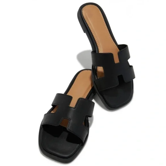 Black Flat/Slide Sandals - Picture 2 of 7